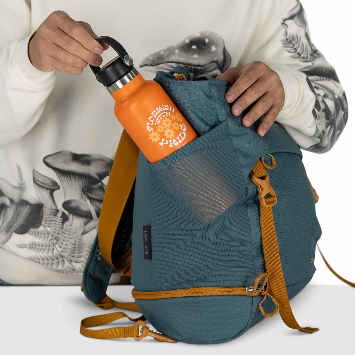 Daylite™ Large Tote Pack